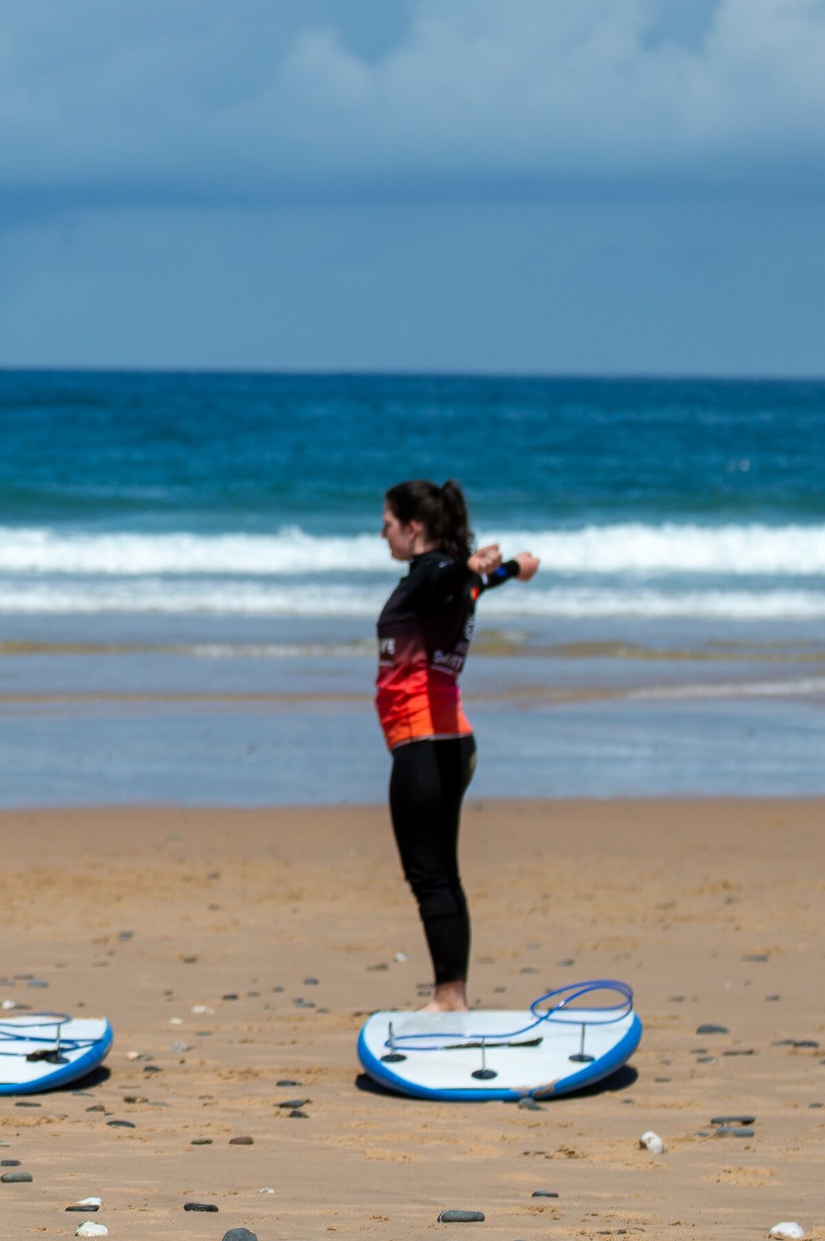 surf-instructor-beach-demonstration-algarve-008